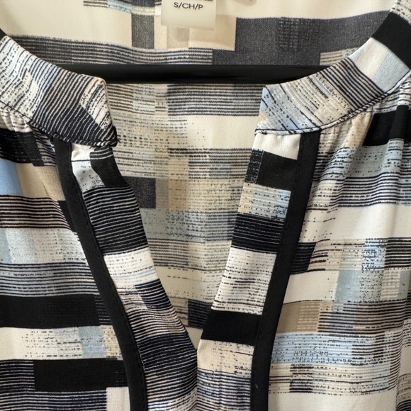 Calvin Klein Women's Geometric Sleeveless Blouse - Black, White, Gray - Picture 5 of 5